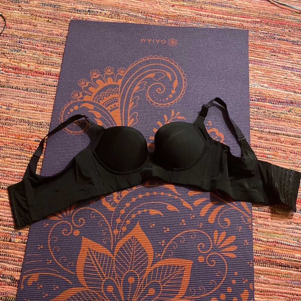 Black push up bra size 46